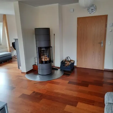 Im Og Zwischen Und Wald Mit Grossem Garten Bestensee